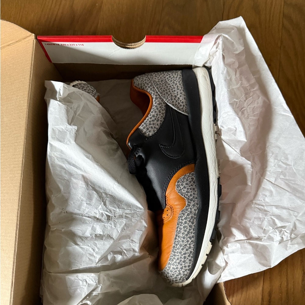 Nike Men's Safari QS Air Max - Picture 5 of 6